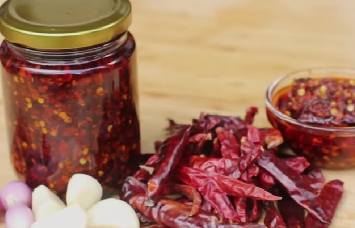 Membuat Chili Oil Sendiri di Rumah