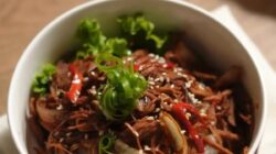 Menggugah Selera dengan Resep Ayam Suwir Teriyaki yang Praktis