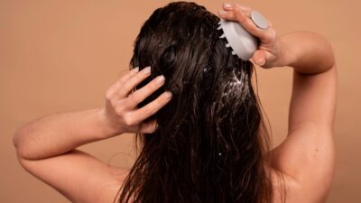 Menjaga Kesehatan Rambut: Pentingnya Jeda di Keramas