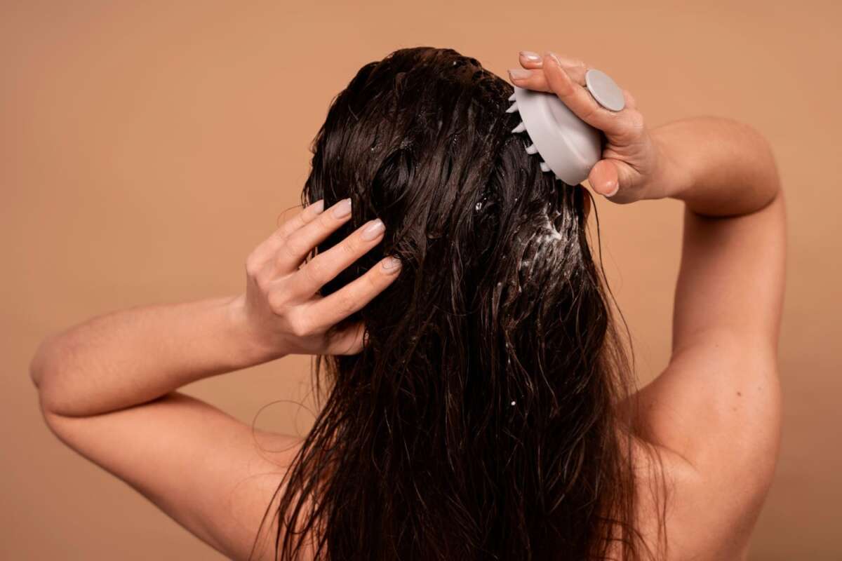 Menjaga Kesehatan Rambut: Pentingnya Jeda di Keramas