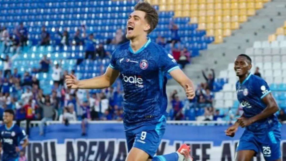 Gol Perdana Mauro Zijlstra di Arema FC