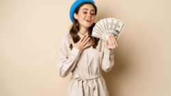Zodiak Berpotensi Sukses dalam Mengelola Keuangan