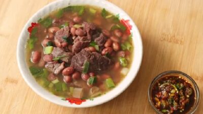 Menyajikan Sup Daging Kacang Merah yang Hangat: Resep yang Mudah dan Lezat