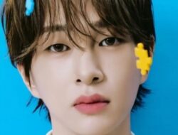 Kembali ke Musik: Onew SHINee Siapkan Tiga Lagu Utama untuk Album Pertama