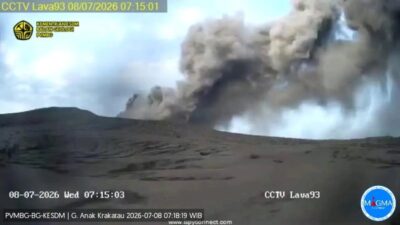 Dampak Erupsi Anak Gunung Krakatau Terhadap Penerbangan di Bandara Juanda