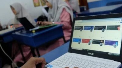 Sekolah di Jakarta Beralih ke Pembelajaran Jarak Jauh Akibat Erupsi Anak Krakatau