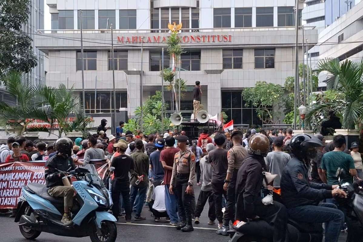 Gugatan Terhadap Frasa Pengadilan Tinggi dalam UU Kepailitan