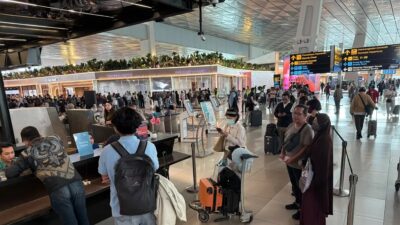 Penutupan Operasional Bandara Soetta Akibat Erupsi Gunung Anak Krakatau