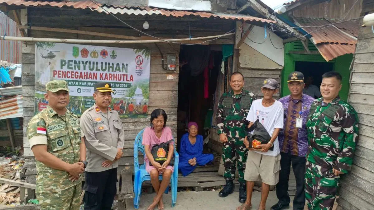 Bantuan TNI dan Pencegahan Karhutla di Kabupaten Sambas