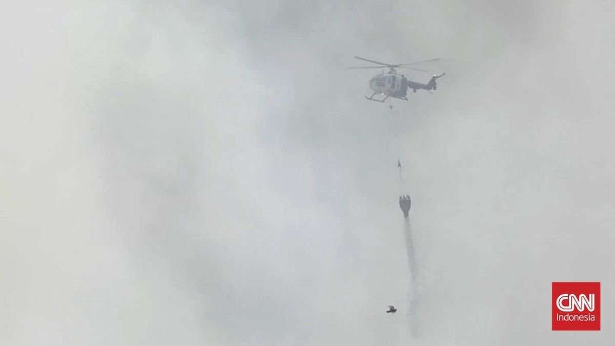 Kebakaran di TPA Galuga Bogor: Upaya Pemadaman dengan Helikopter