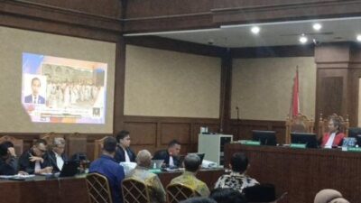 Pentingnya Keberadaan Jokowi di Sidang Kasus Kuota Haji Tambahan