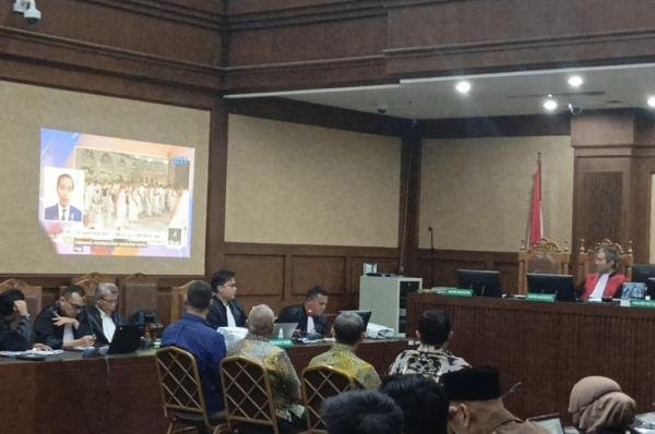 Pentingnya Keberadaan Jokowi di Sidang Kasus Kuota Haji Tambahan