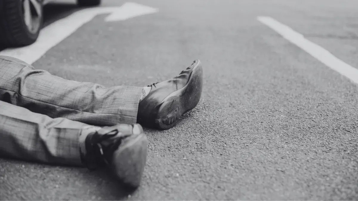Tragedi Kecelakaan Beruntun di Kembangan: Keluarga Tewas di Tempat