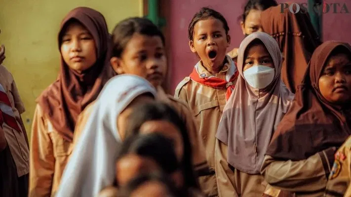 Penerapan Pembelajaran Jarak Jauh di Jakarta Akibat Abu Vulkanik