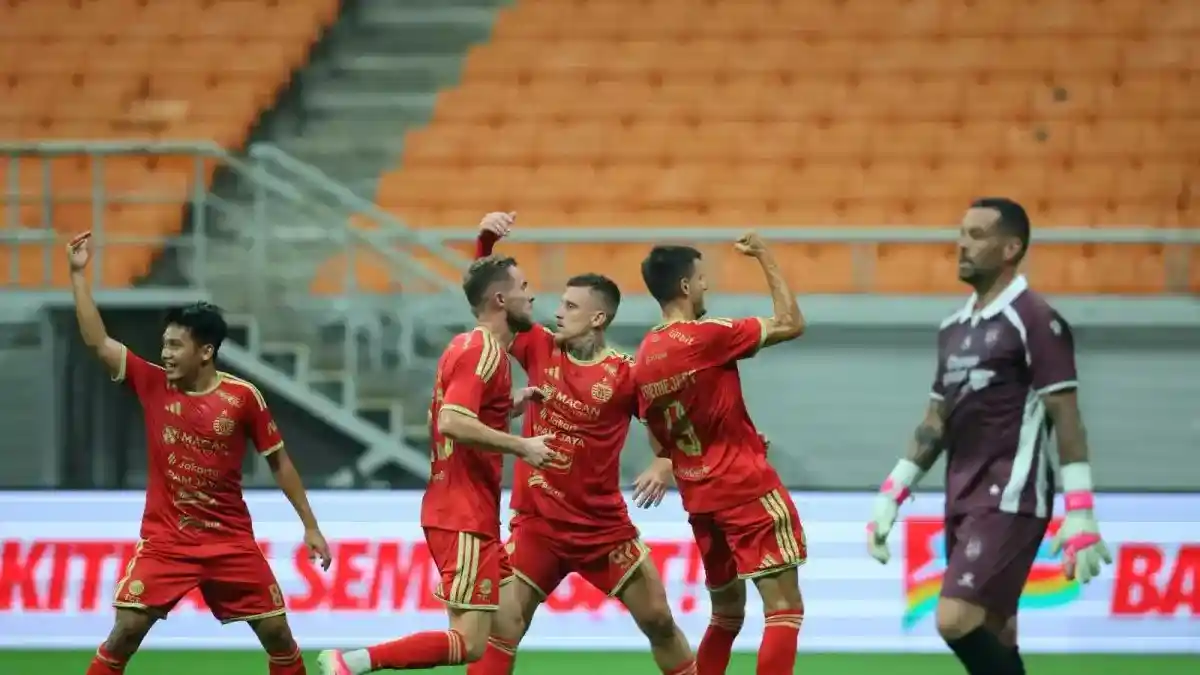 Pertarungan Ikonik: Persija Jakarta Hadapi Persib Bandung di Gelora Bung Karno