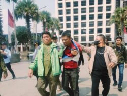Operasi Penertiban di Masjid Istiqlal: 63 PMKS Diamankan