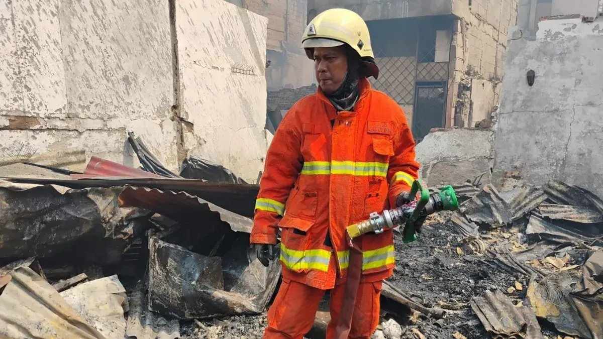 Relawan Pemadam Kebakaran Hadapi Ancaman Kebakaran di Musim Kemarau