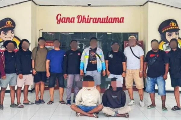 Pengeroyokan Terhadap Anggota Polisi di Sorong: Kronologi dan Penangkapan