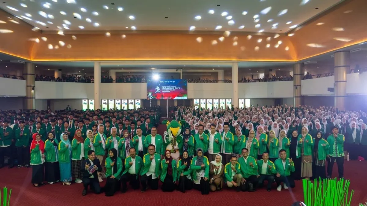 Pentingnya Keseimbangan Kuliah dan Organisasi bagi Mahasiswa Baru