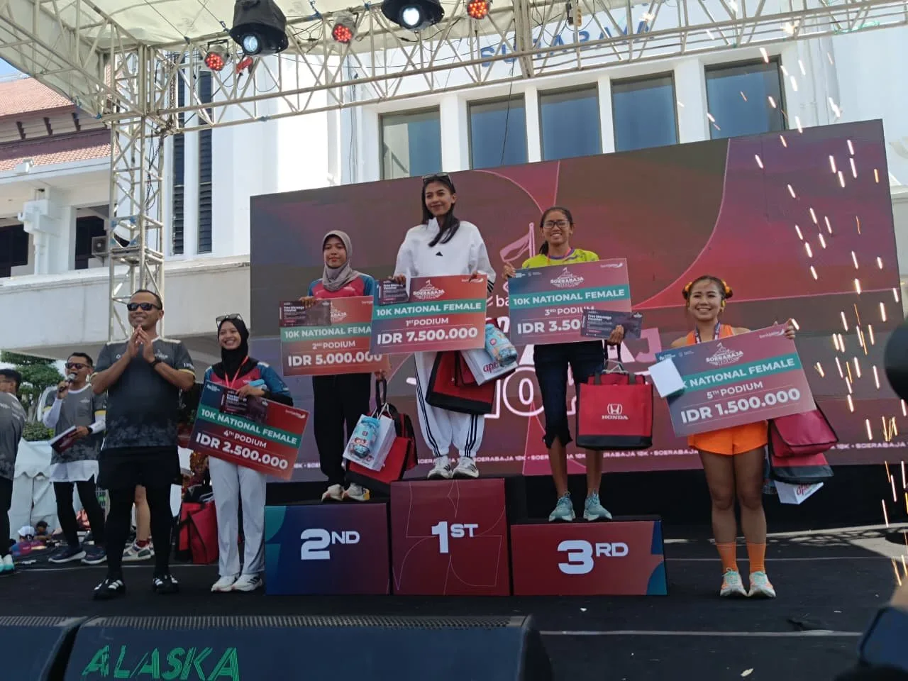Kesuksesan Mila Karmila dalam Lomba Lari JConnect Run Surabaya