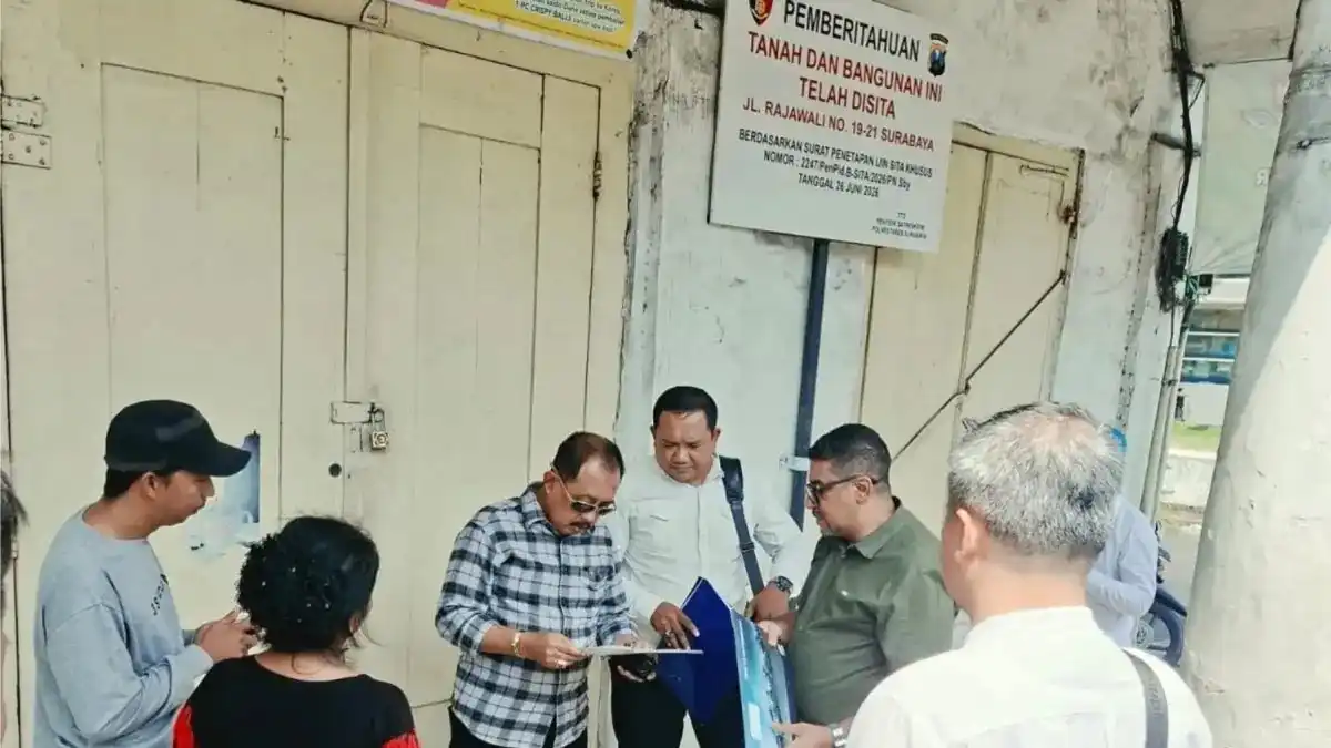 Kasus Tersangka Penghuni Bangunan Sitaan di Surabaya