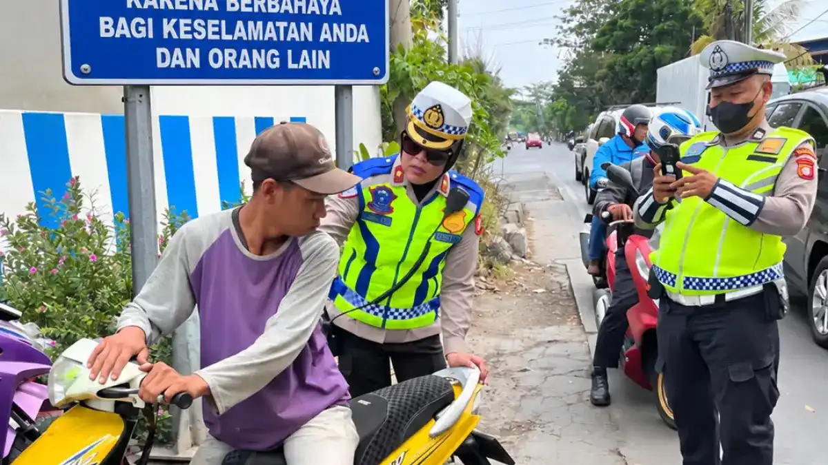 Tindakan Polda Metro Jaya Untuk Menanggulangi Pelanggaran Lalu Lintas