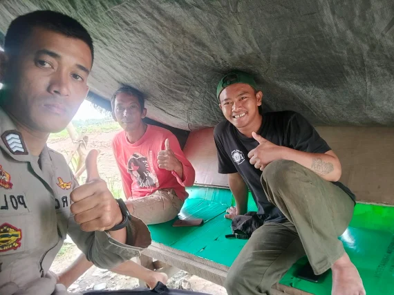 Sambang DDS dan Cooling System, Bripka Ristyanto Ajak Warga Cibadak Jaga Persatuan dan Kamtibmas