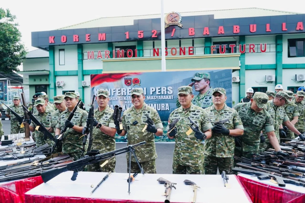 75 Senjata Diserahkan Sukarela, TNI Kedepankan Pendekatan Humanis