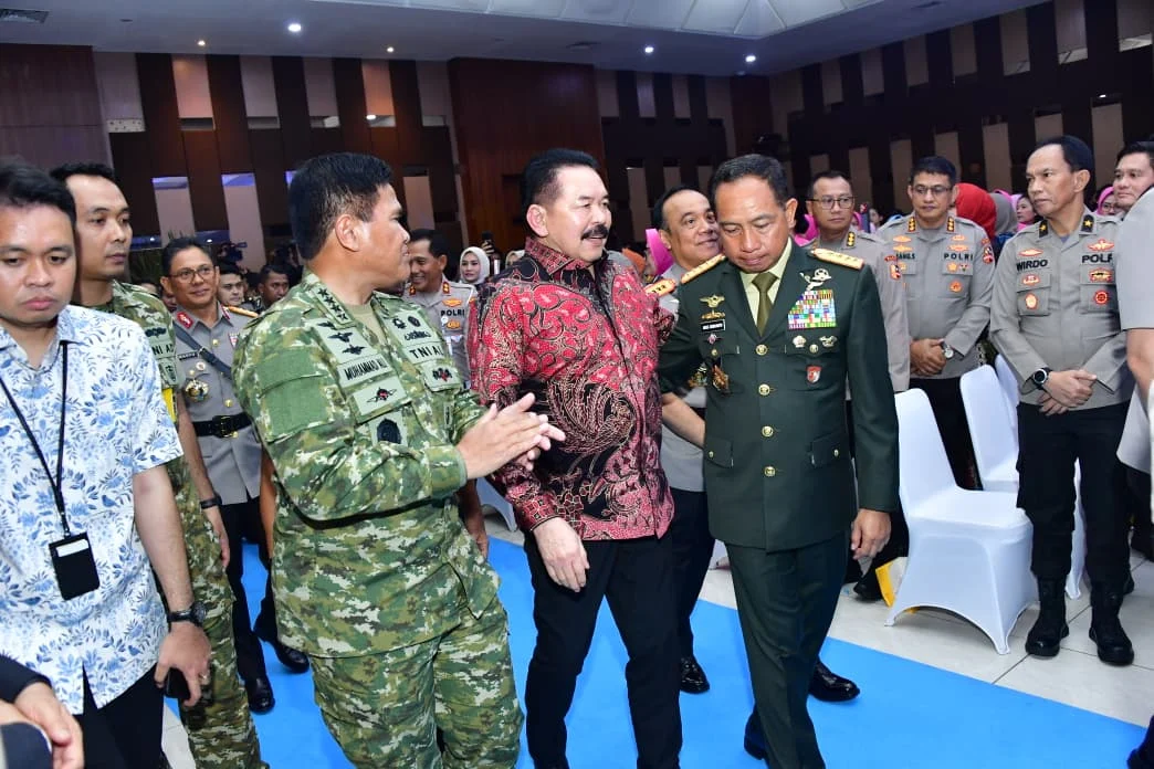 Panglima TNI Hadiri Acara Pisah Sambut Kapolri