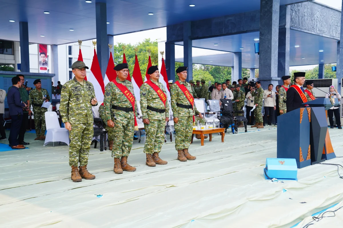 Panglima TNI Tinjau Gladi Bersih Upacara HUT Ke-81 TNI