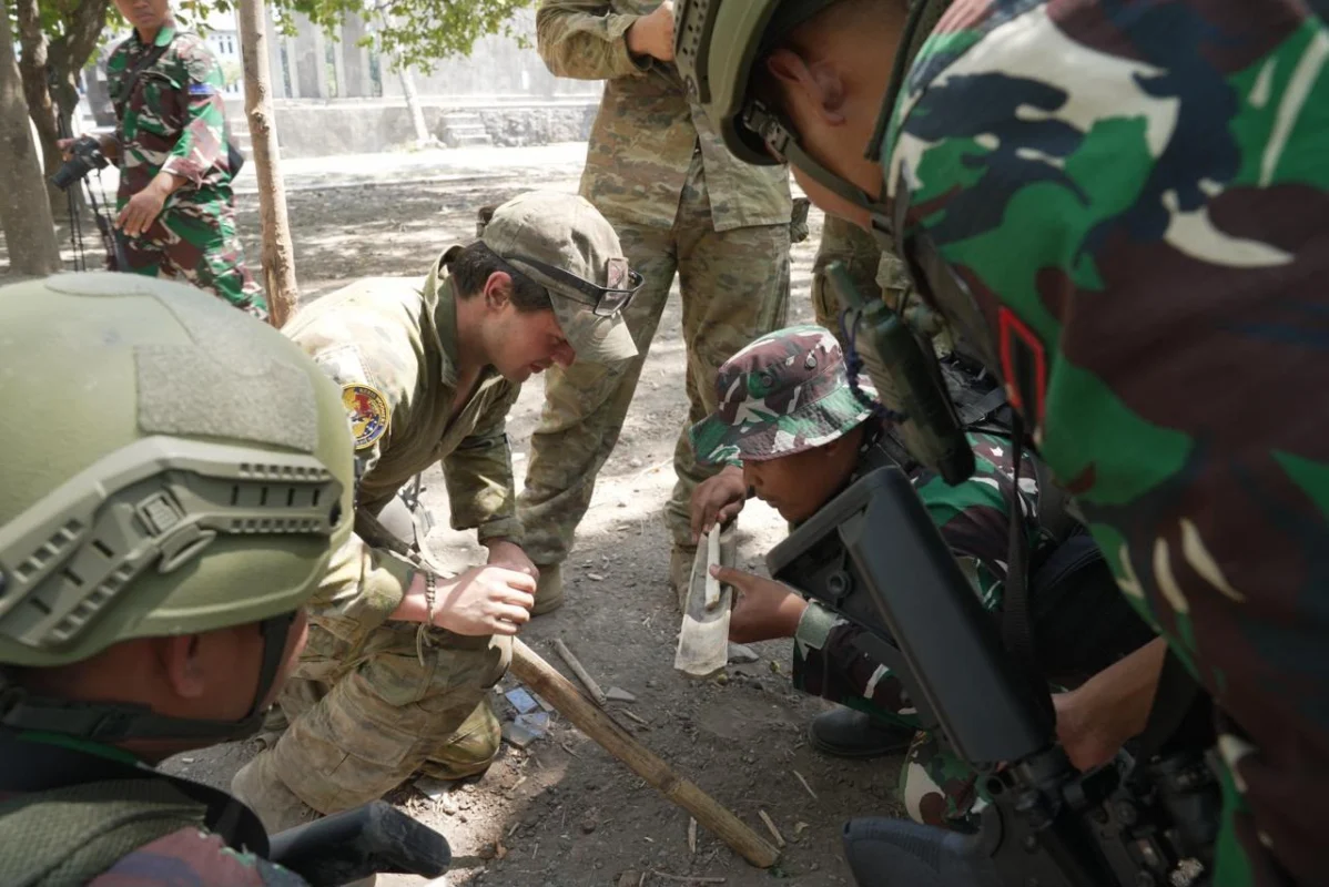 TNI–ADF Asah Kemampuan Bertahan Hidup di Alam Liar dalam Latgabma Keris Woomera 2026