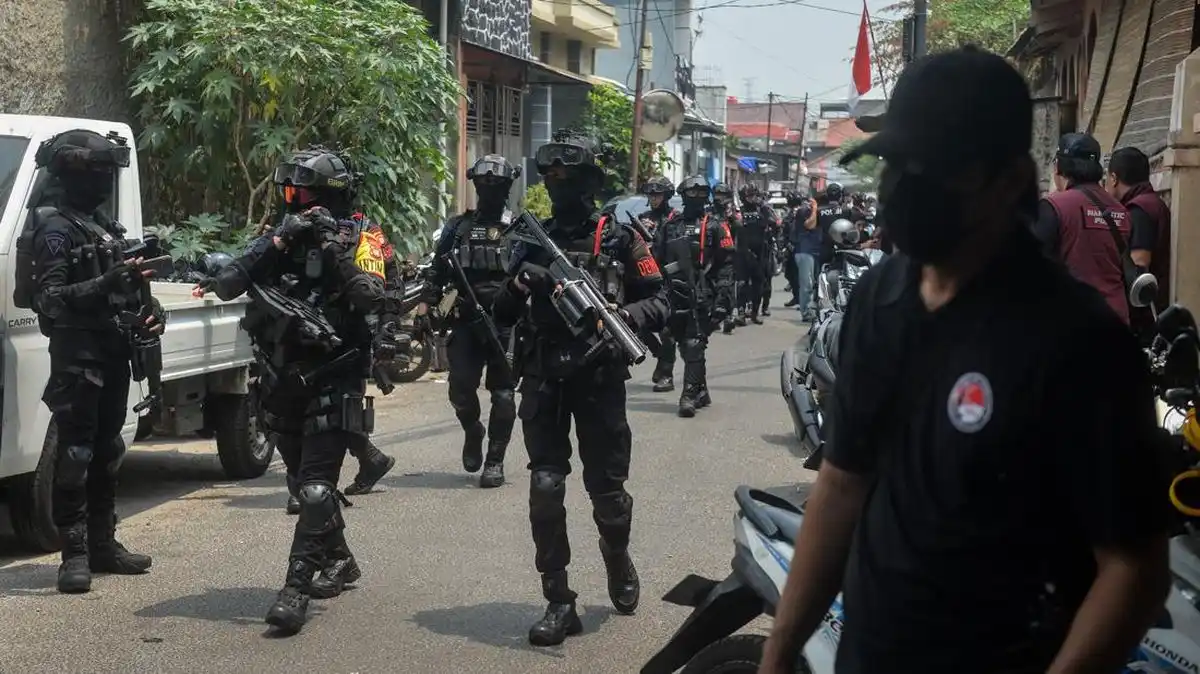 Penggerebekan Kembali Sasar Kampung Ambon, Kawasan yang Dikaitkan dengan Narkoba
