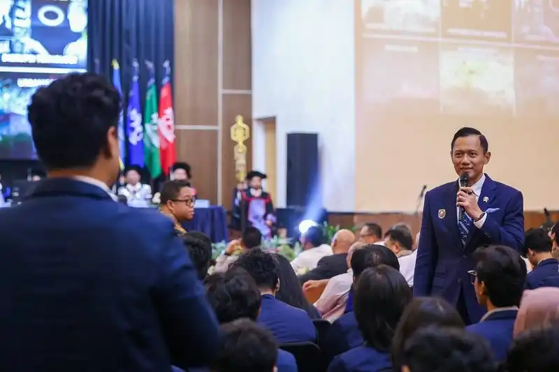 AHY Tekankan Pentingnya Akses Air Bersih Saat Meninjau Infrastruktur di Balikpapan