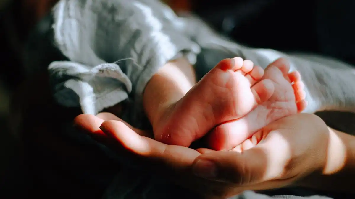 Kisah Bayi Alena Berakhir Duka Setelah Diduga Diberi Telur Mentah