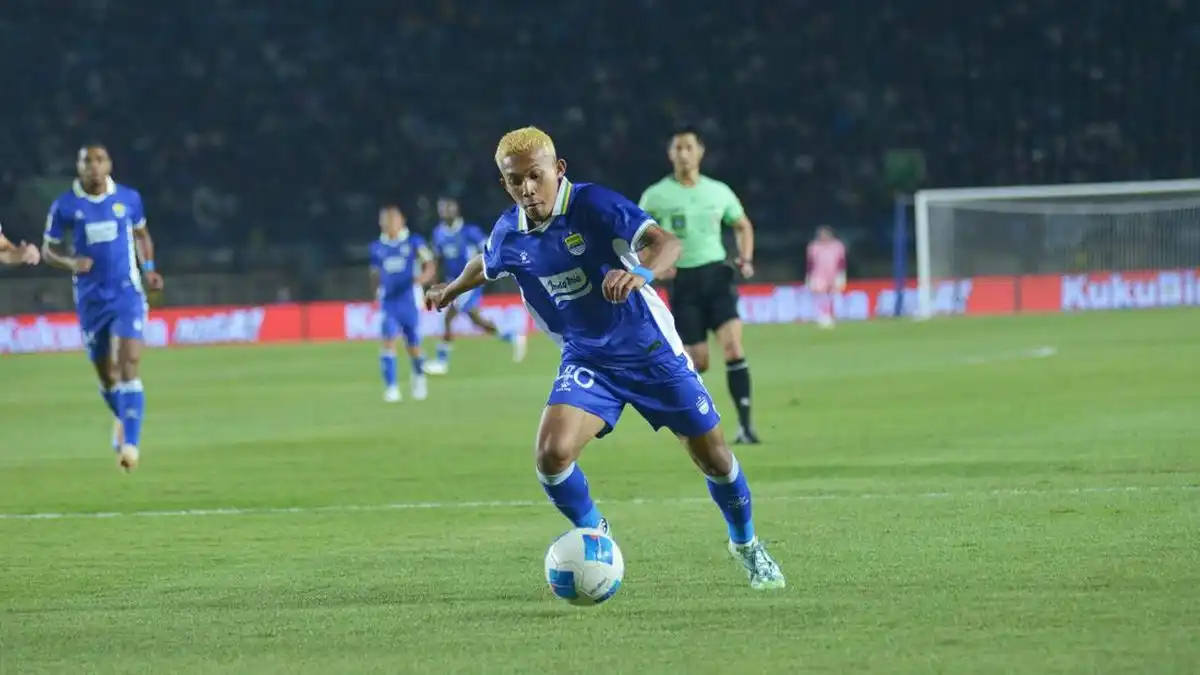 Persib Bangkit dari Ketertinggalan Dua Gol dan Tahan Dewa United 2-2