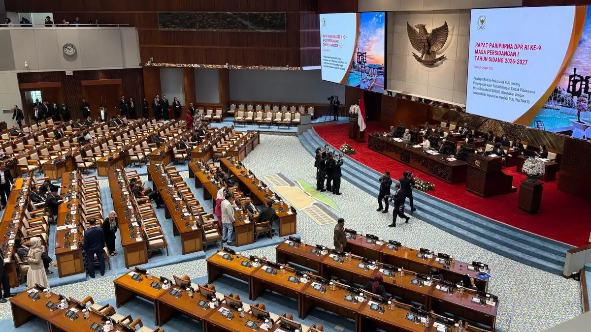 Doli Kurnia Tantang Hasyim Asy’ari Buka Polemik Pasal Pendidikan Capres-Cawapres