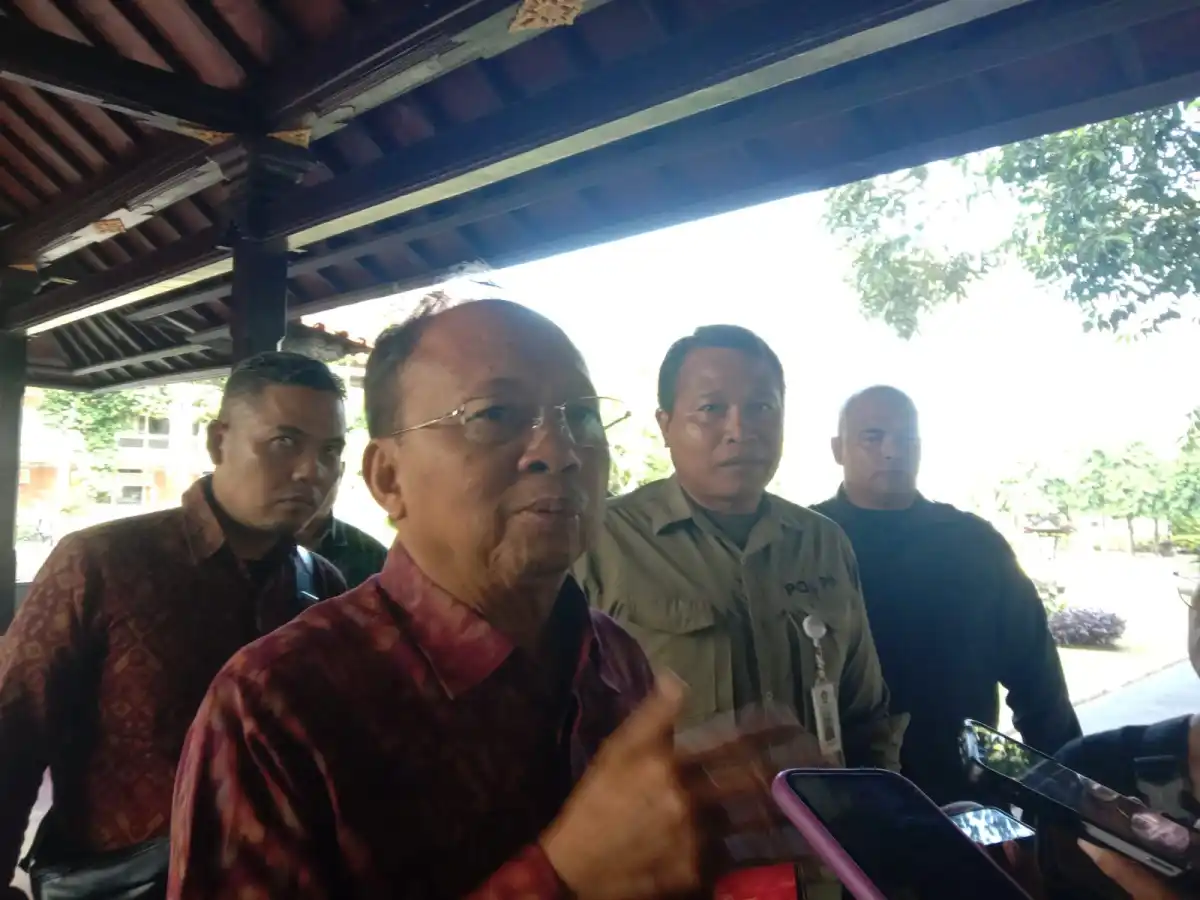 Antrean BBM Masih Terjadi di Bali, Pemerintah Pastikan Stok Pertalite dan Pertamax Aman