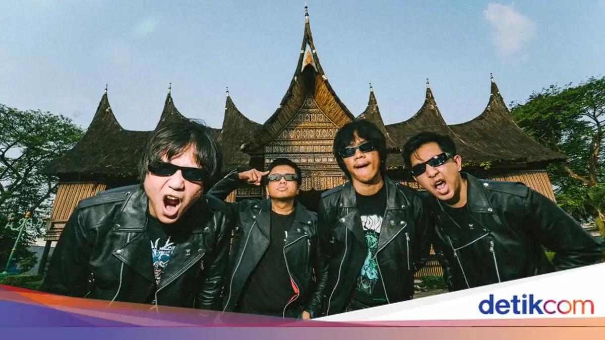 Kraskombat Menyusuri Kerinduan Perantau lewat “Diayun Lintas Sumatera”