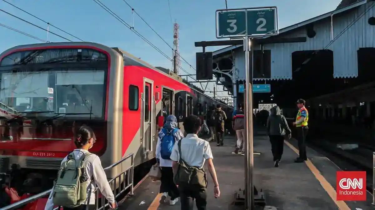 Tujuh Jadwal KRL Lintas Bogor Ditiadakan Saat Dua Rangkaian Diperbaiki
