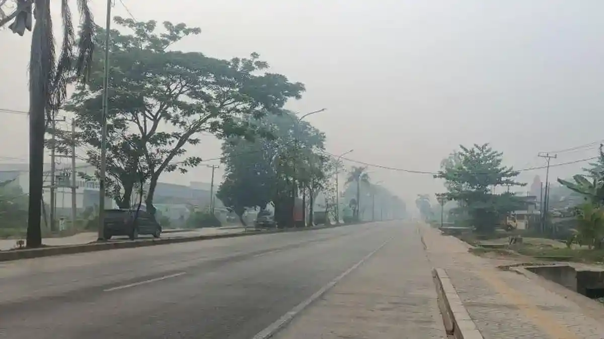 Asap Karhutla Palembang Memburuk, Siswa dan Keluarga Menanti Kembali ke Kelas