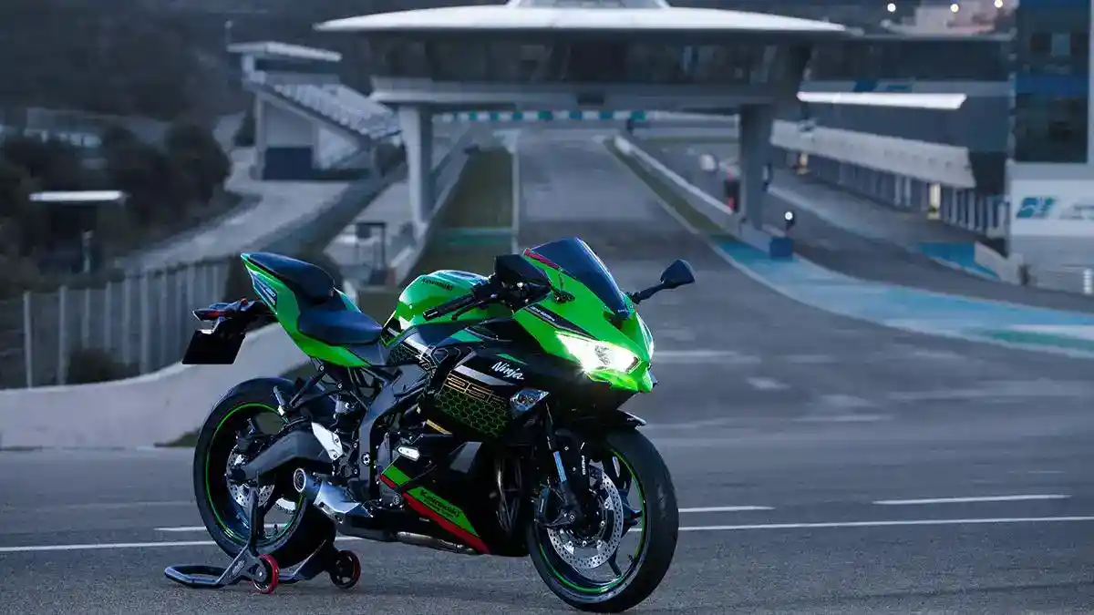 Harga Kawasaki Ninja ZX-25R Baru dan Bekas per Oktober 2026