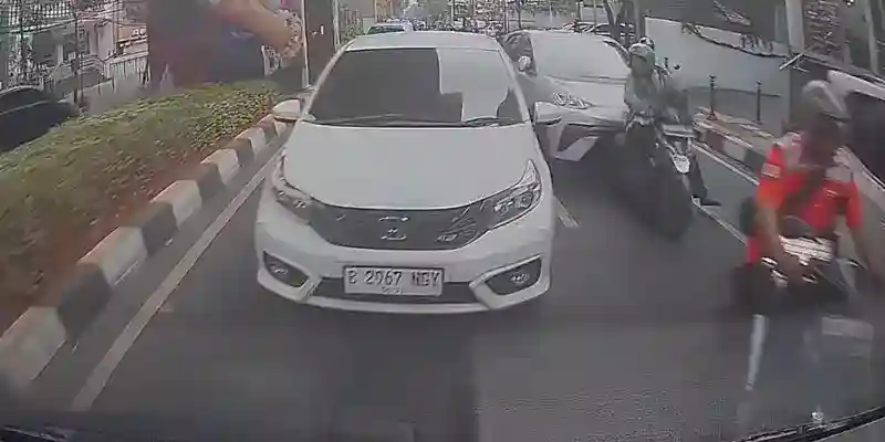 Sopir Mobil BYD Jadi Tersangka dalam Kecelakaan Beruntun di Jakarta Selatan