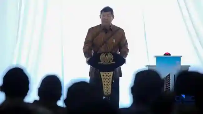 Ekonomi Indonesia yang Tak Terlihat: Transaksi Tunai, PDB, dan Potensi Penerimaan Negara
